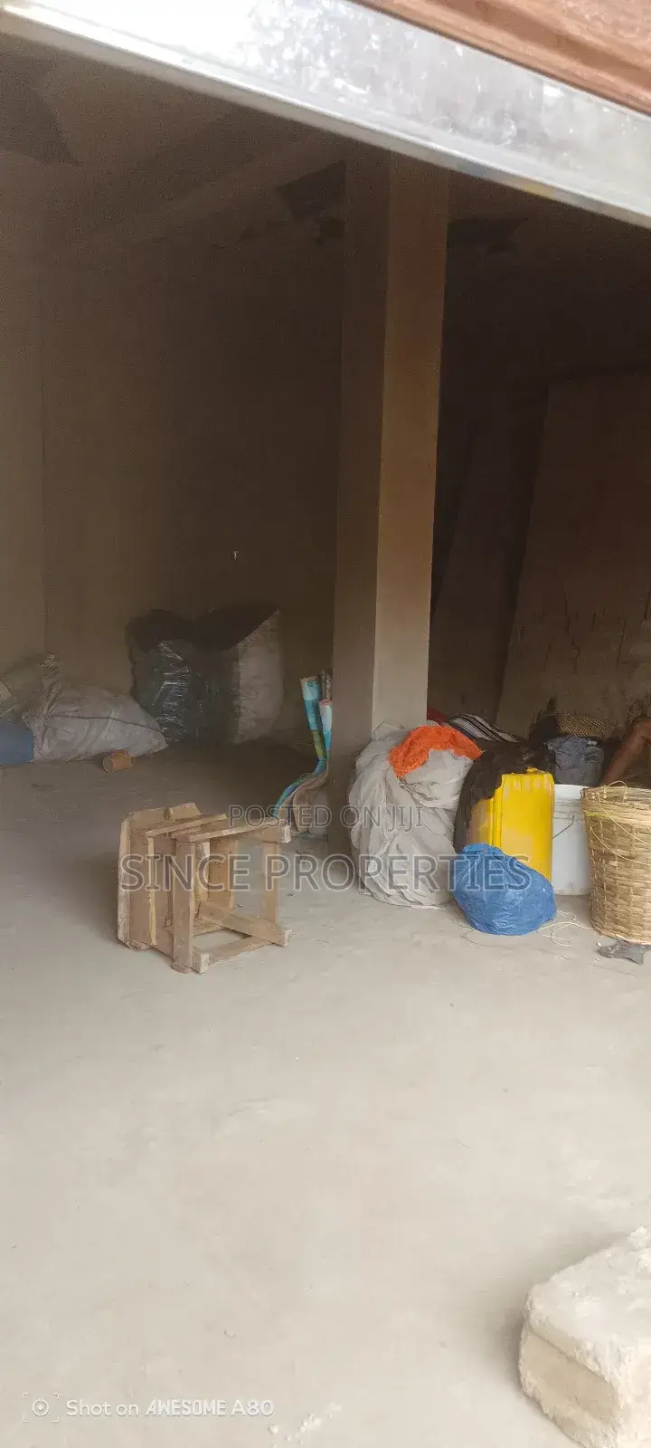 Shop for Rent at Madina