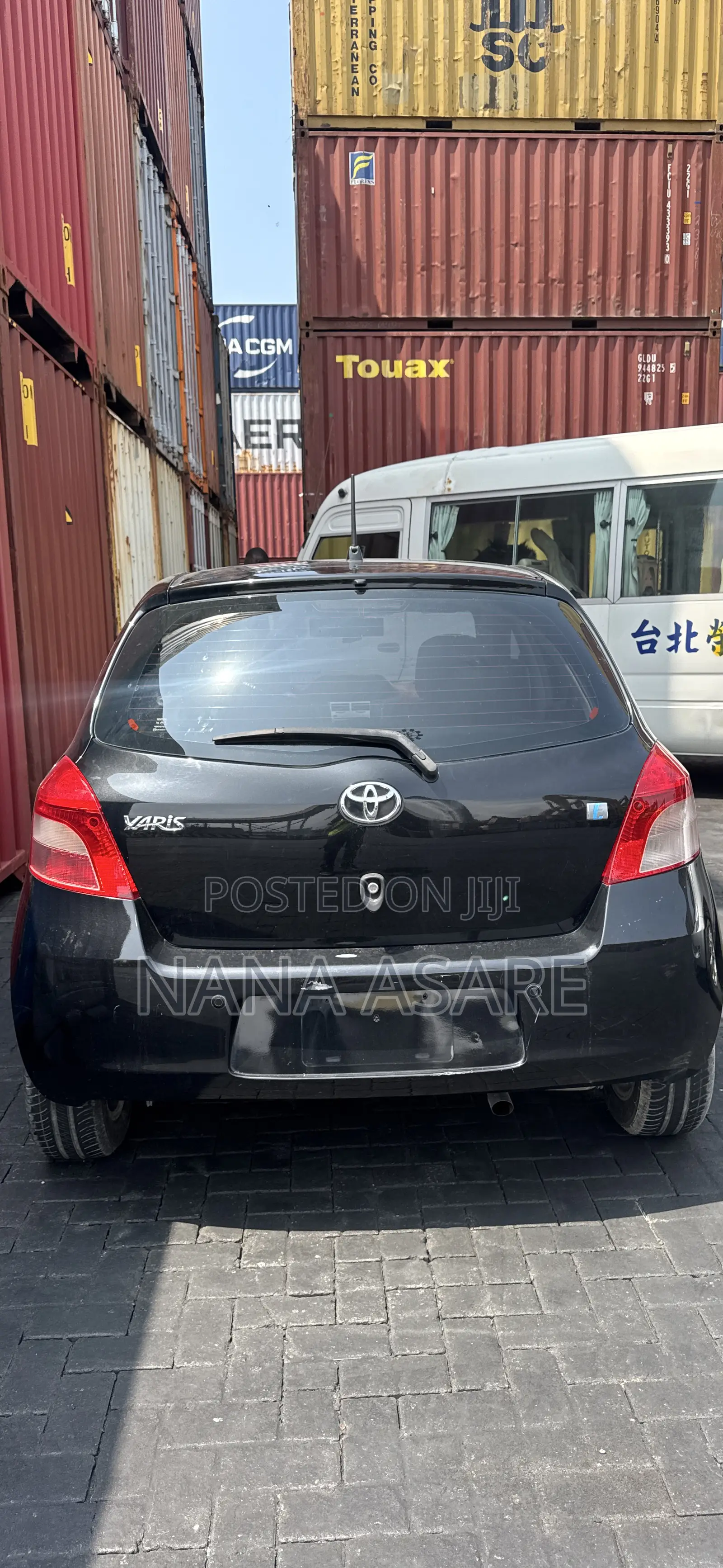 Toyota Yaris 2014 Black