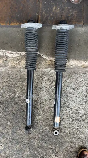 Honda CRV 2017,2018,2019,2020,2021,2022 Back Shocks