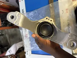 Honda CRV 2017,2018,2019,2020,2021,2022 Engine Seat.