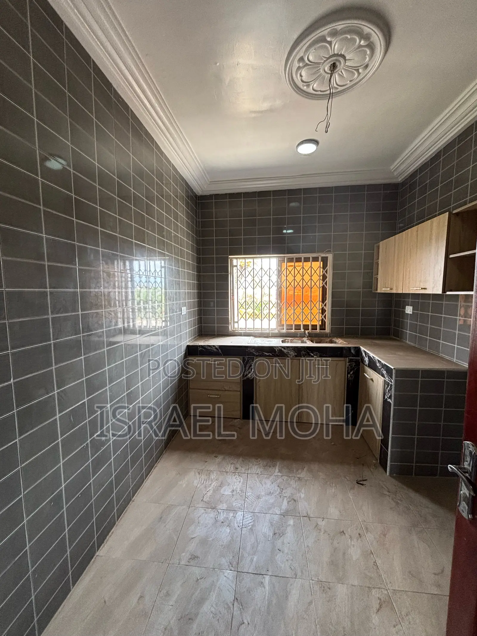 2bdrm Apartment in Little Roses, Ashaley Botwe for rent
