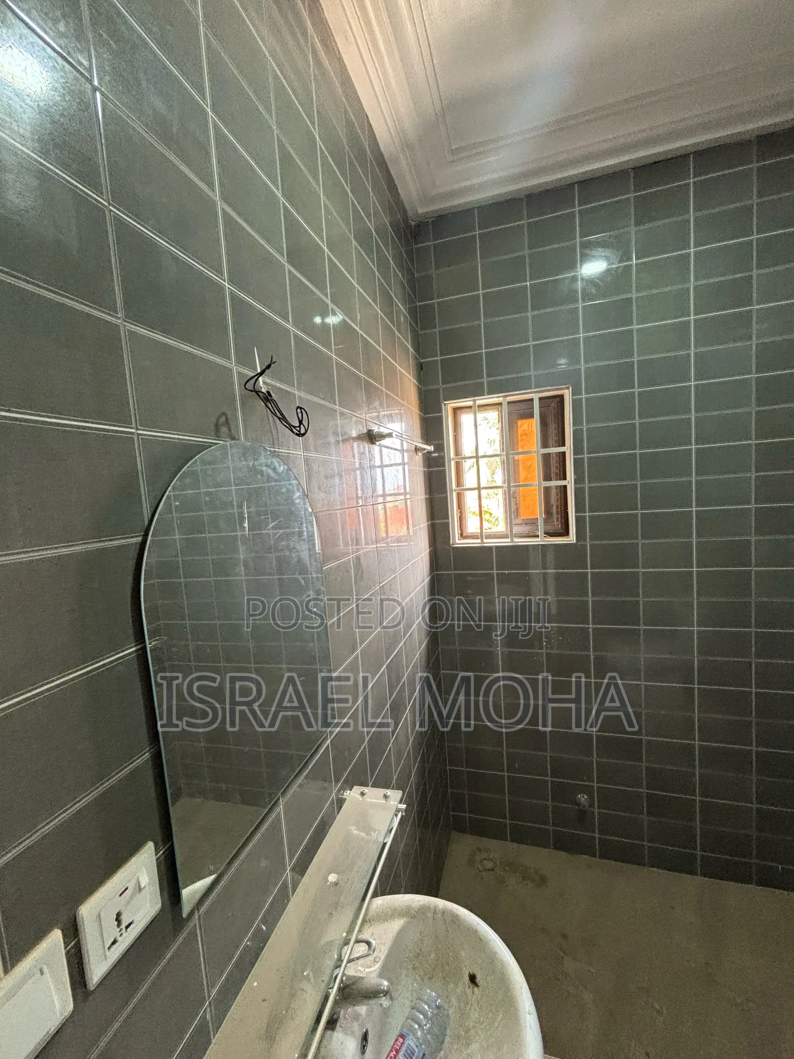 2bdrm Apartment in Little Roses, Ashaley Botwe for rent