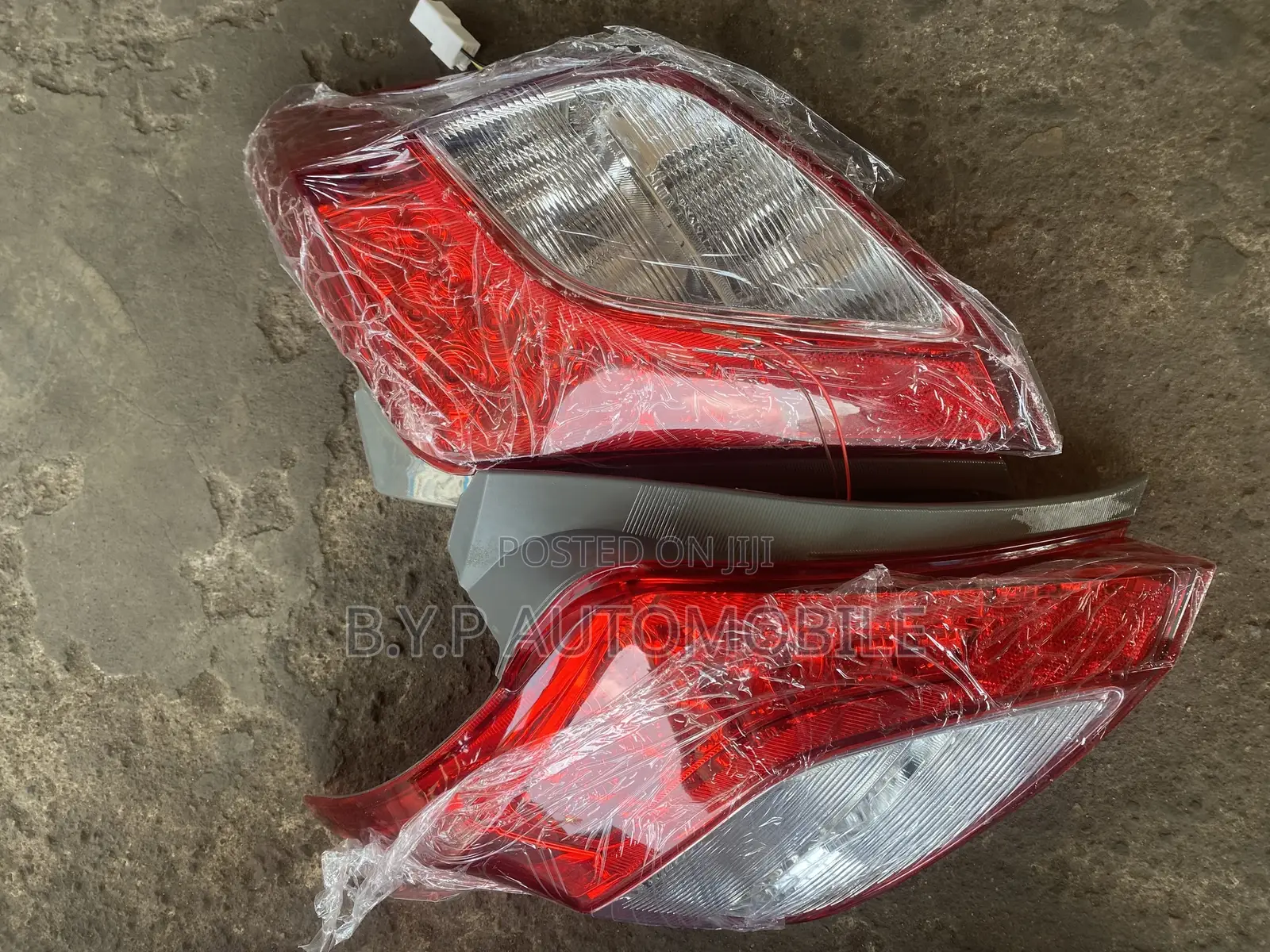 Toyota Vitz 2012 Taillight Led