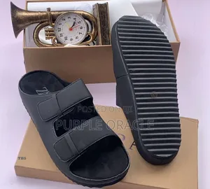 Zara Men's Ultra-Light Casual Slipper