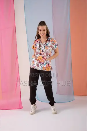 Medical Scrubs(All Sizes)Nb U Can Get 2 Tops and a Down 120g