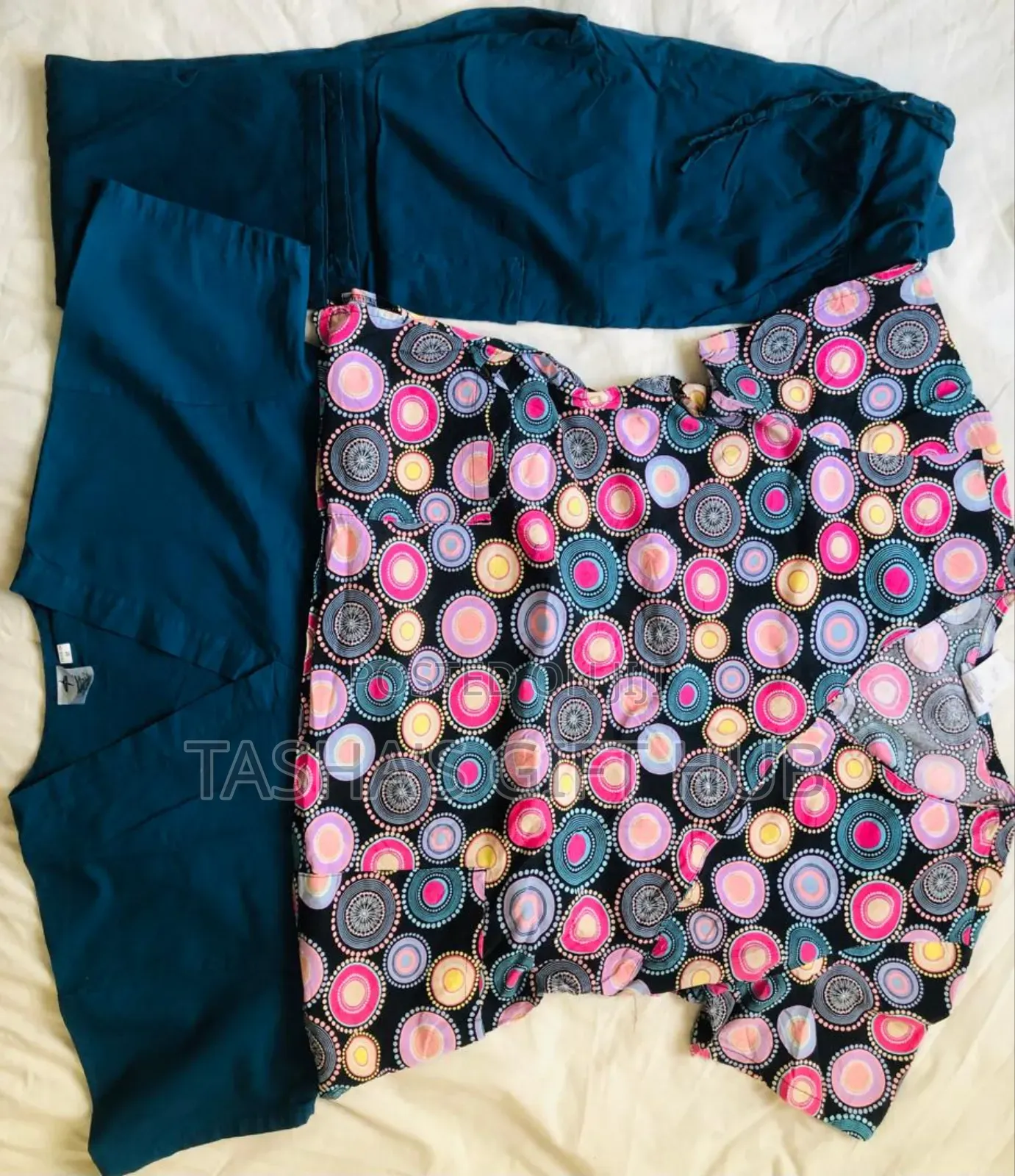 Medical Scrubs(All Sizes)Nb U Can Get 2 Tops and a Down 120g