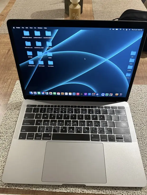 Laptop Apple MacBook Pro 2017 16GB Intel Core I7 SSD 500GB