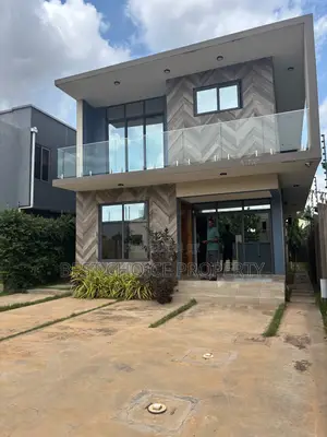 4bdrm Duplex in Oyarifa for Sale