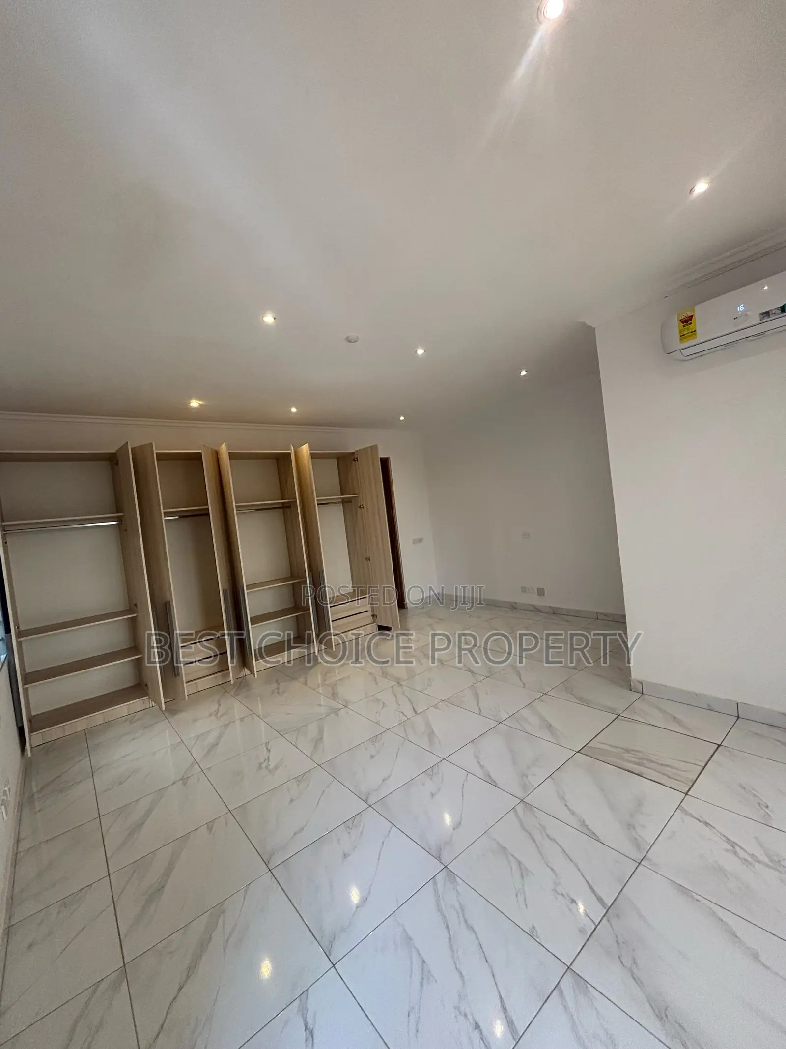 4bdrm Duplex in Oyarifa for Sale