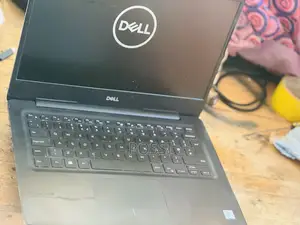 Laptop Dell Vostro 5481 8GB Intel Core I5 SSD 256GB