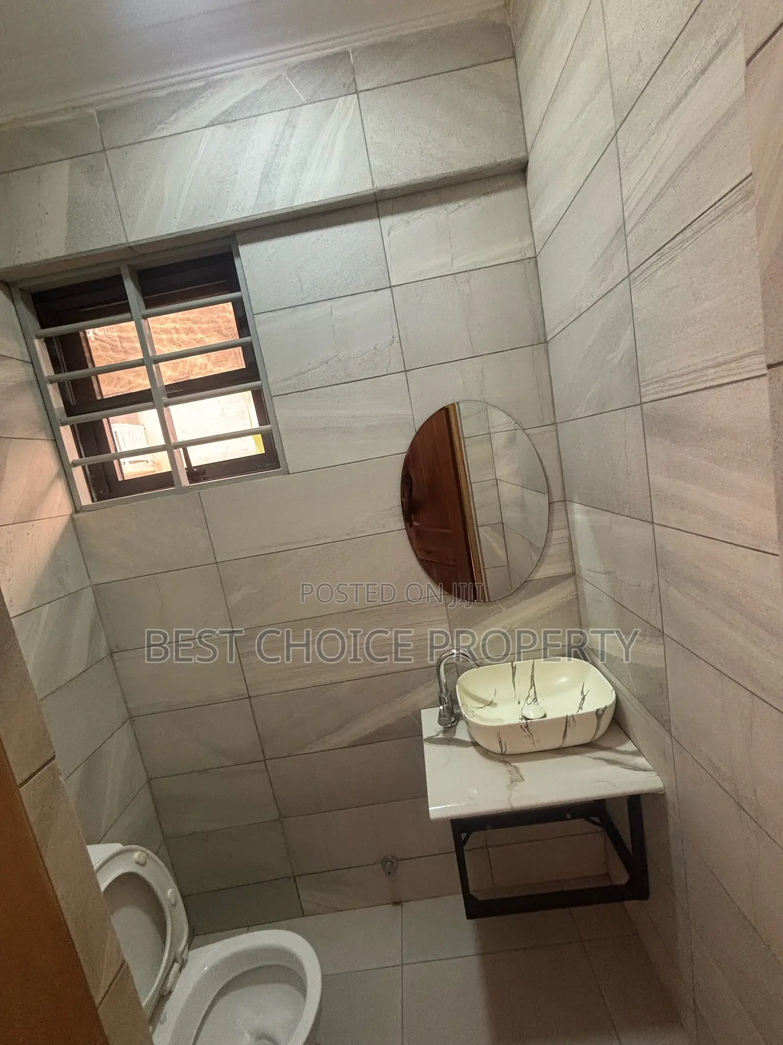 4bdrm Duplex in Oyarifa for Sale