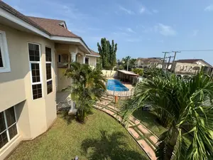 6bdrm House in East Legon for sale