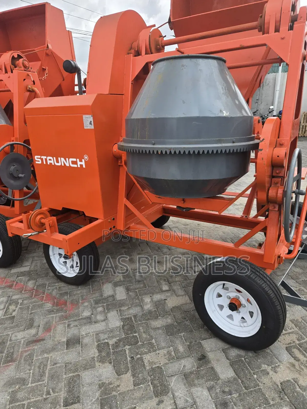 Stunch Armystrong Engine Concrete Mixer