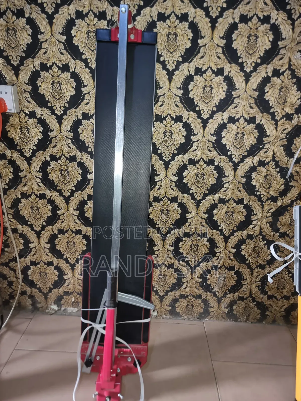 Tile Cutting Machine (100 X 100)