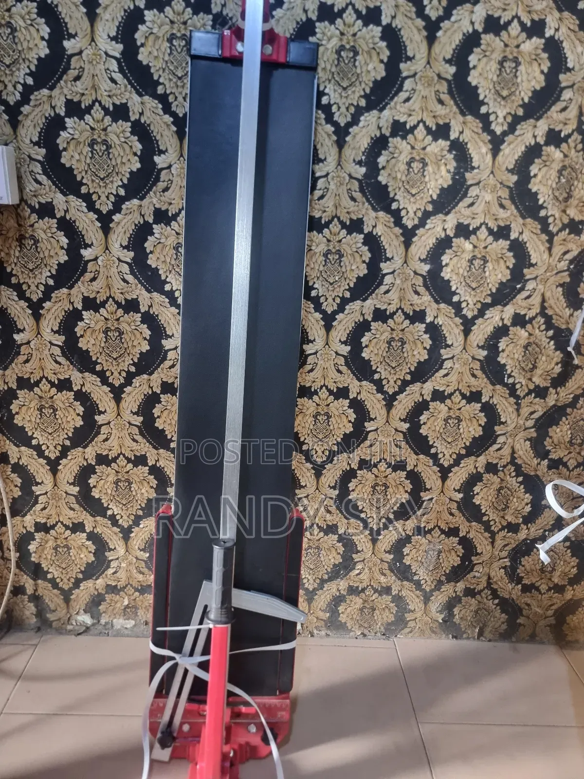 Tile Cutting Machine (100 X 100)