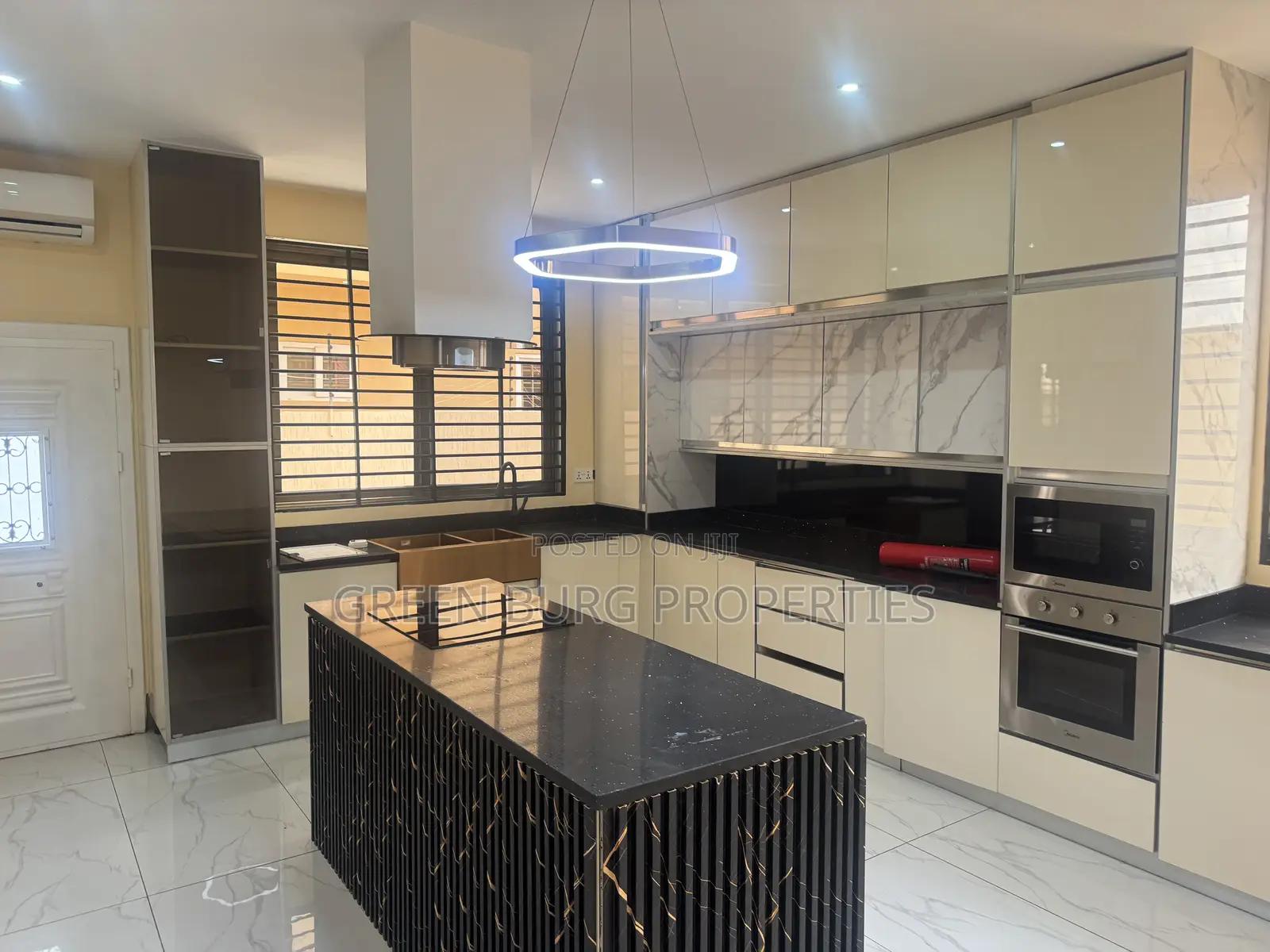 4bdrm House in East Legon for rent