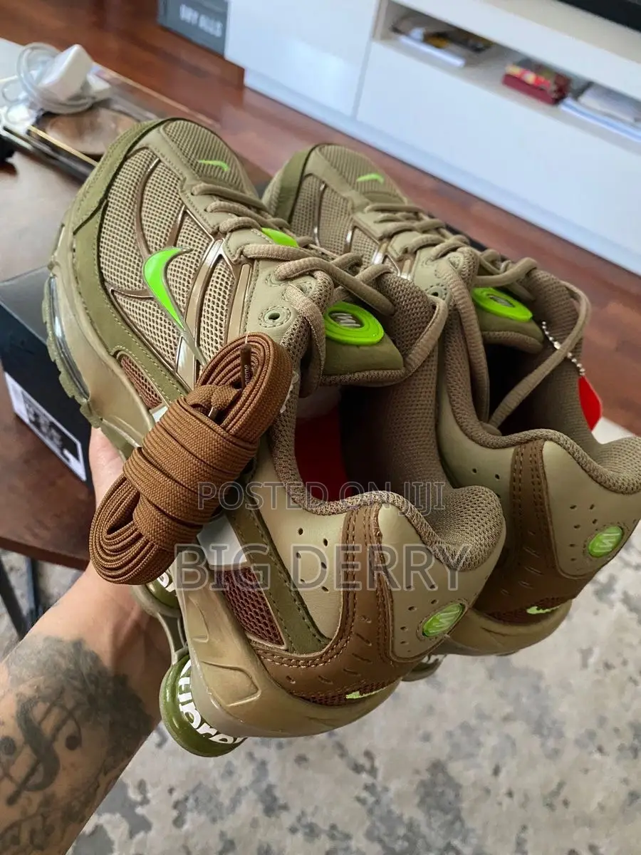 Supreme Shoxs