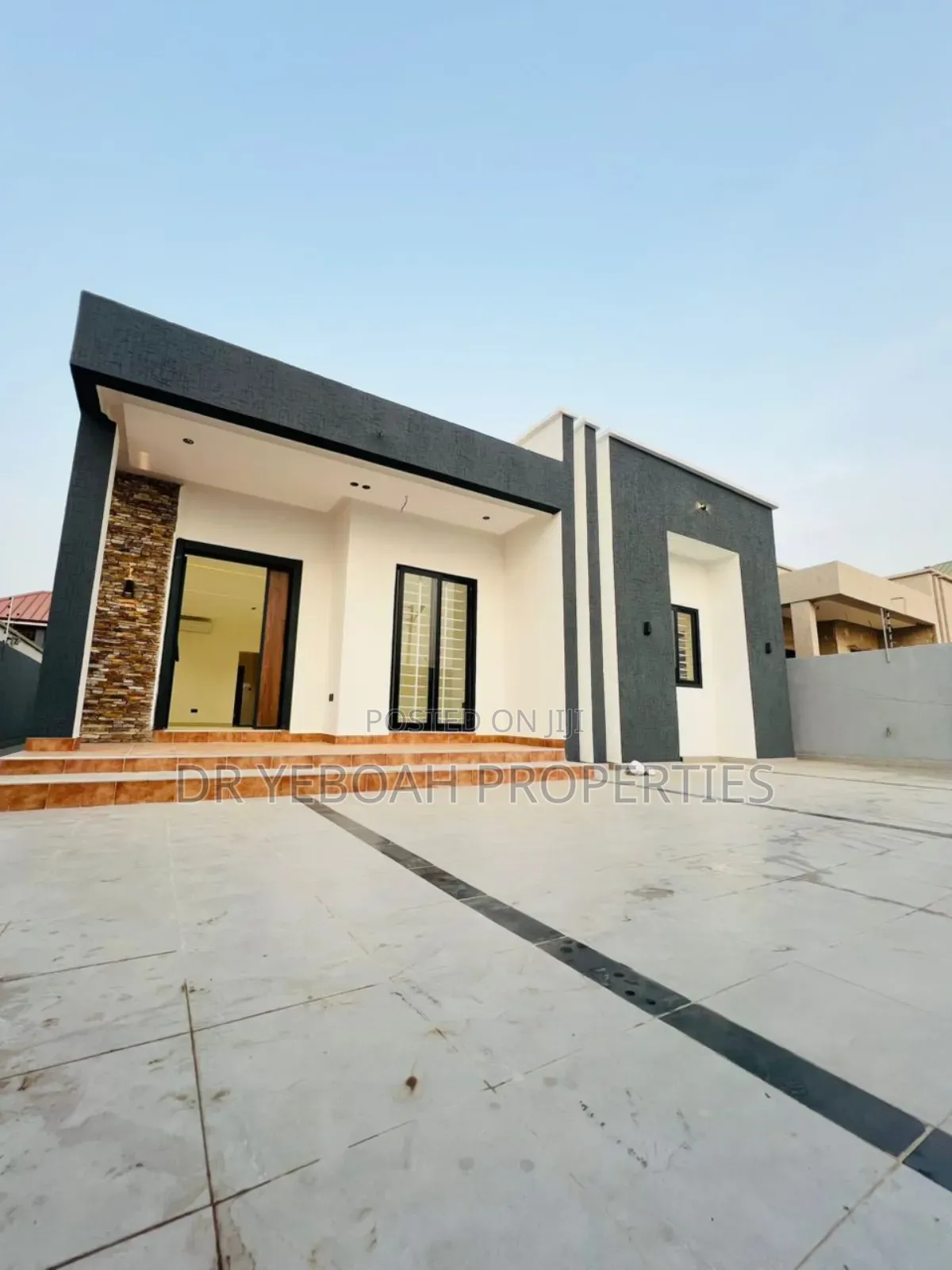 3bdrm Duplex in Oyarifa:- 3 Bedrooms for sale