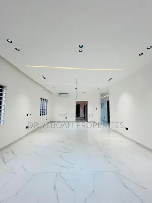 3bdrm Duplex in Oyarifa:- 3 Bedrooms for sale