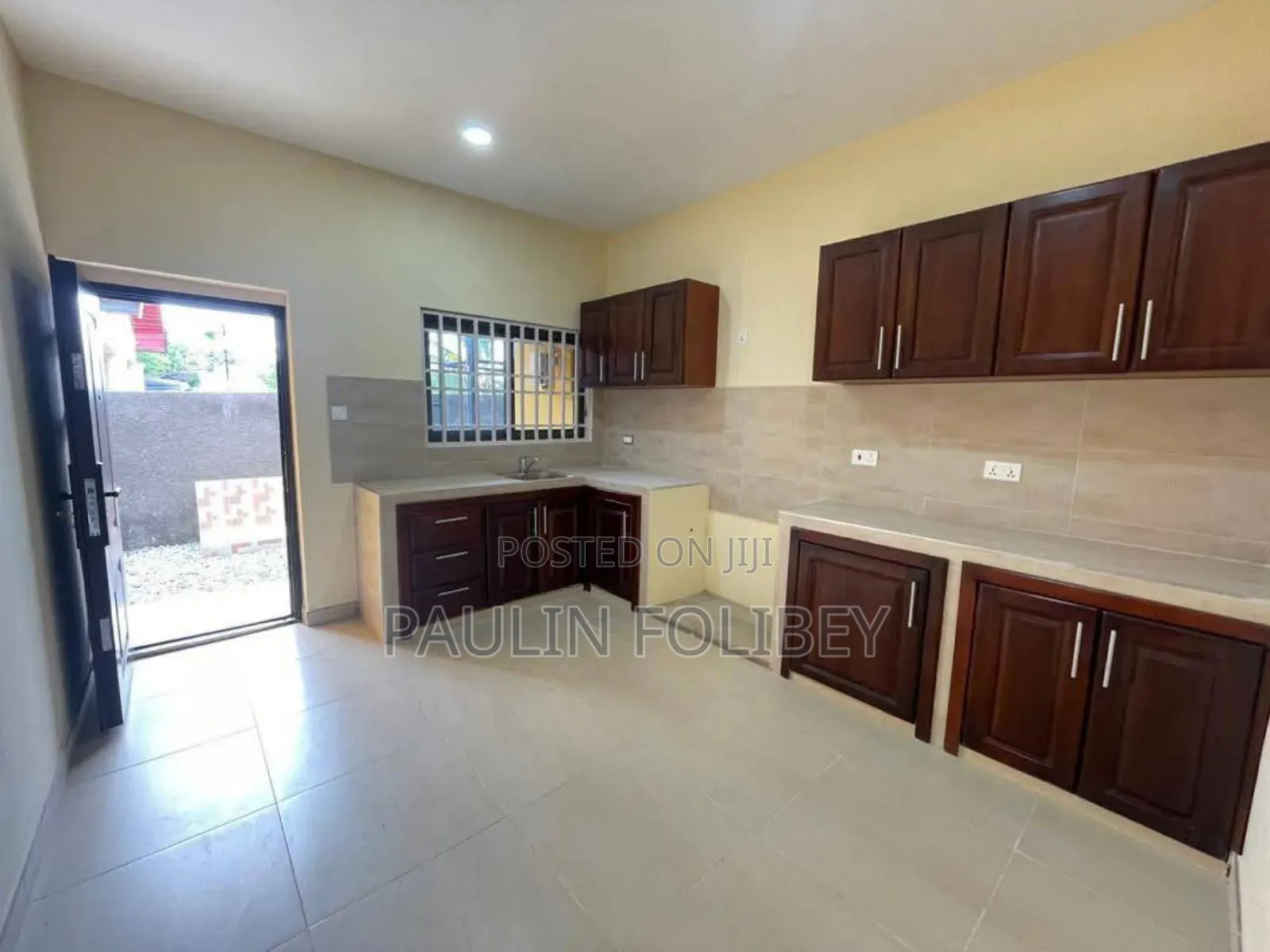 2bdrm House in Dg Properties, Amasaman for rent