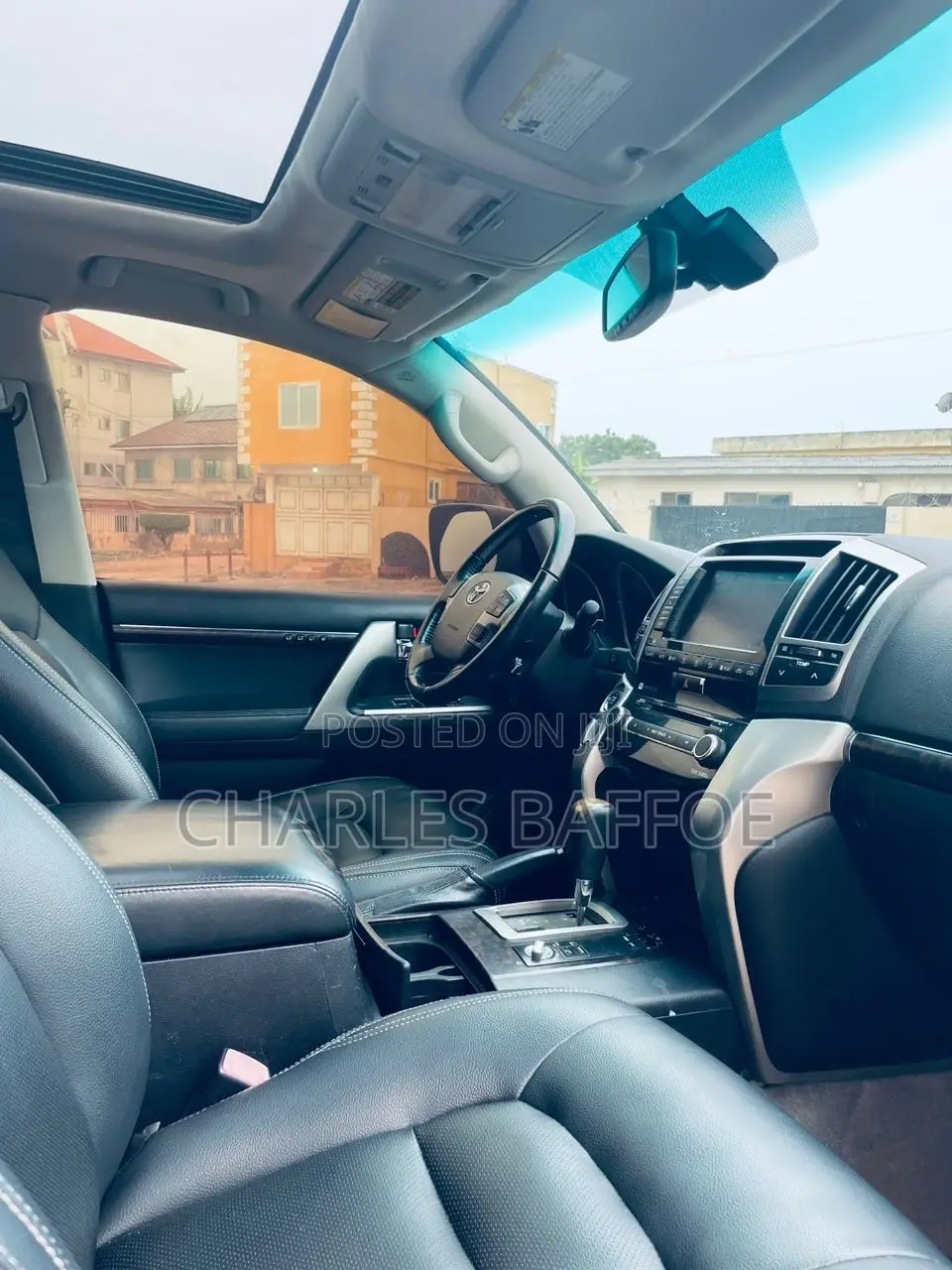 Toyota Land Cruiser 5.7 V8 2014 Black