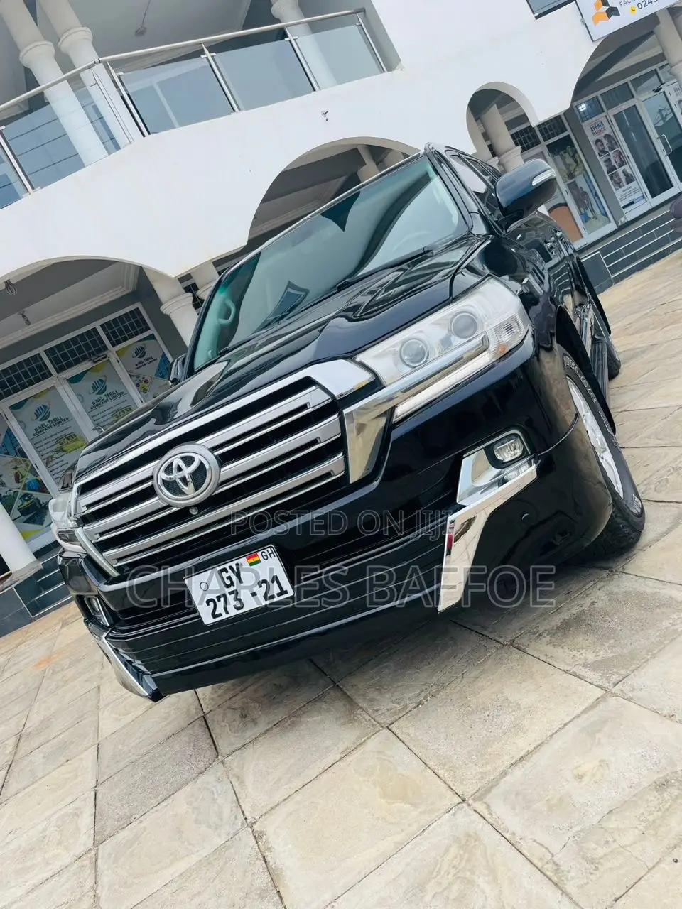 Toyota Land Cruiser 5.7 V8 2014 Black