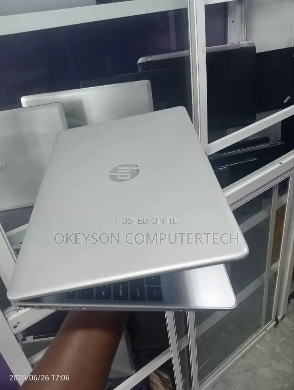 Laptop HP 250 G8 8GB Intel Core I3 SSD 128GB