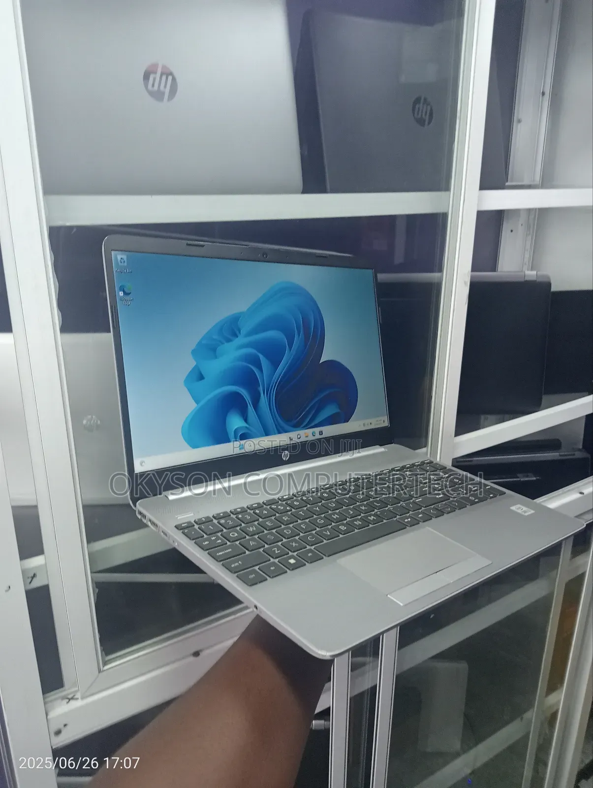 Laptop HP 250 G8 8GB Intel Core I3 SSD 128GB