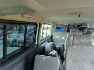 Toyota HiAce 2011 White