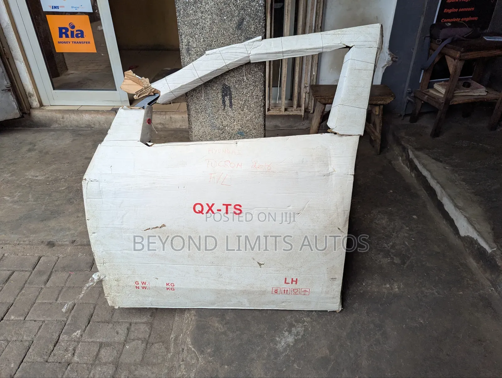 Hyundai Tucson 2016,2017,2018,2019,2020 Front Door
