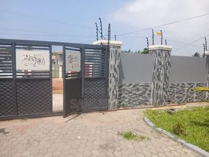 3bdrm House in Tema for rent