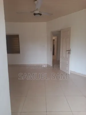 3bdrm House in Tema Community 11 for rent