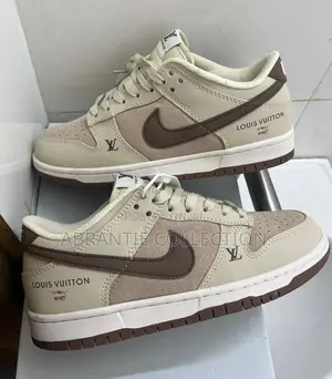 Nike Sb Dunk Low X Louis Vuitton