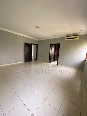 5bdrm House in Ab Richie Properties, Cantonments for sale