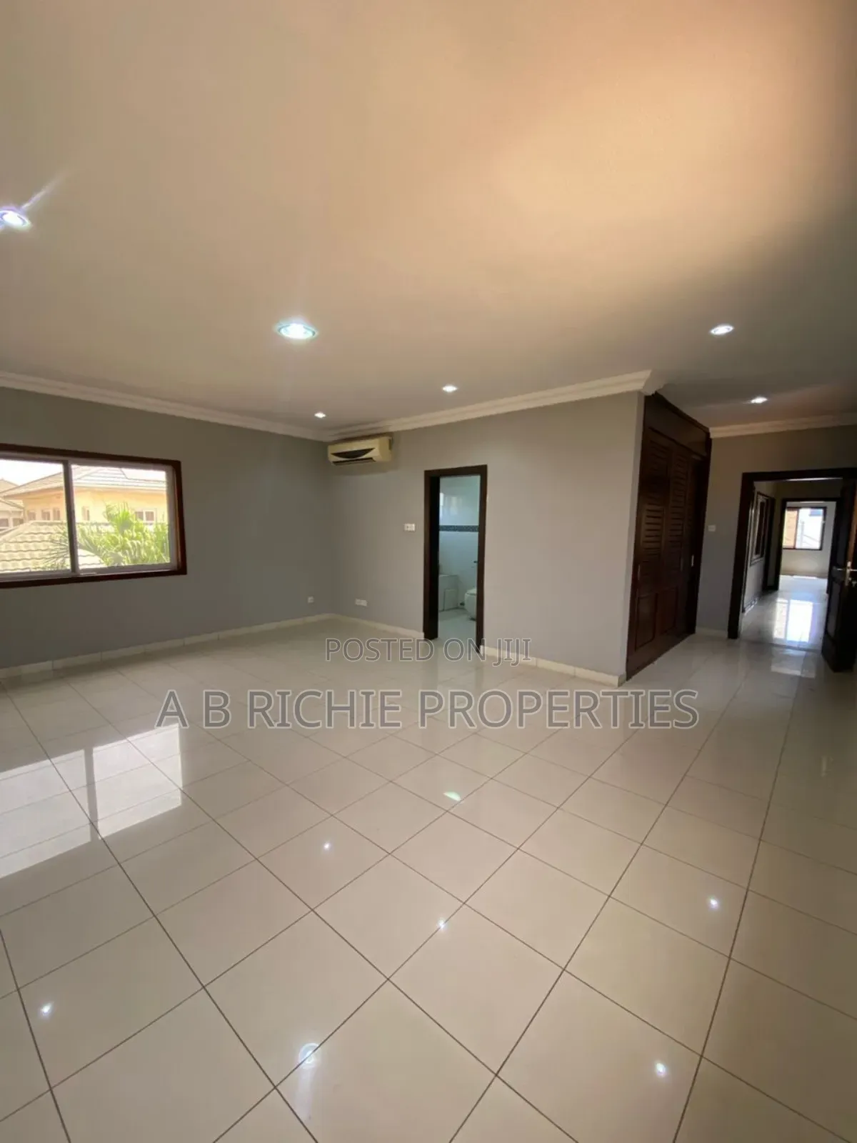 5bdrm House in Ab Richie Properties, Cantonments for sale