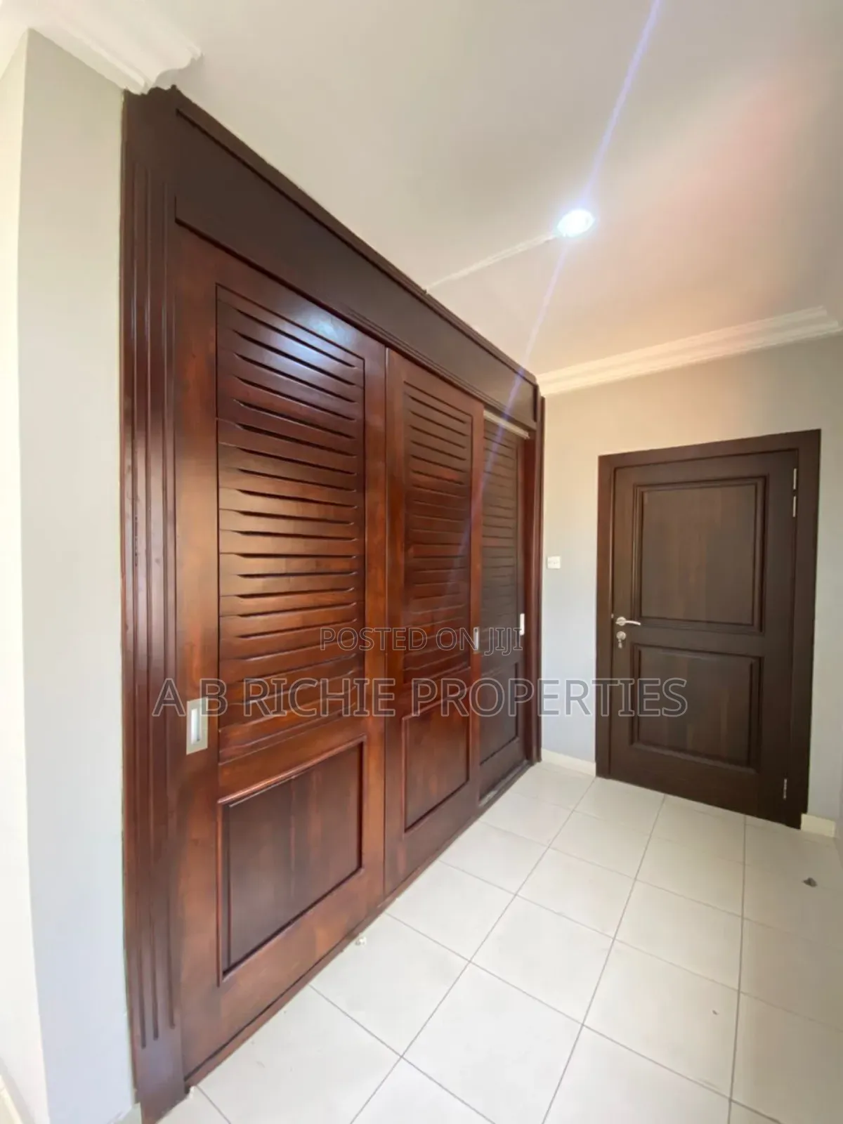 5bdrm House in Ab Richie Properties, Cantonments for sale