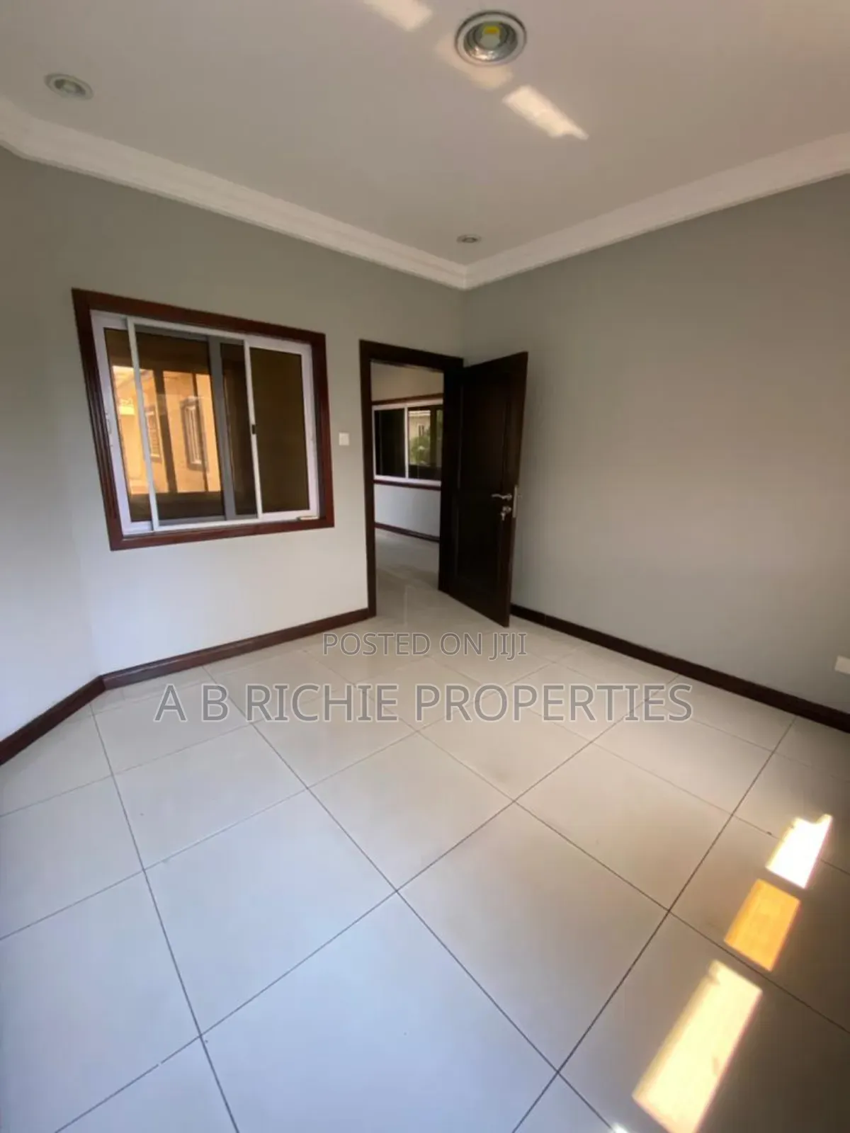 5bdrm House in Ab Richie Properties, Cantonments for sale