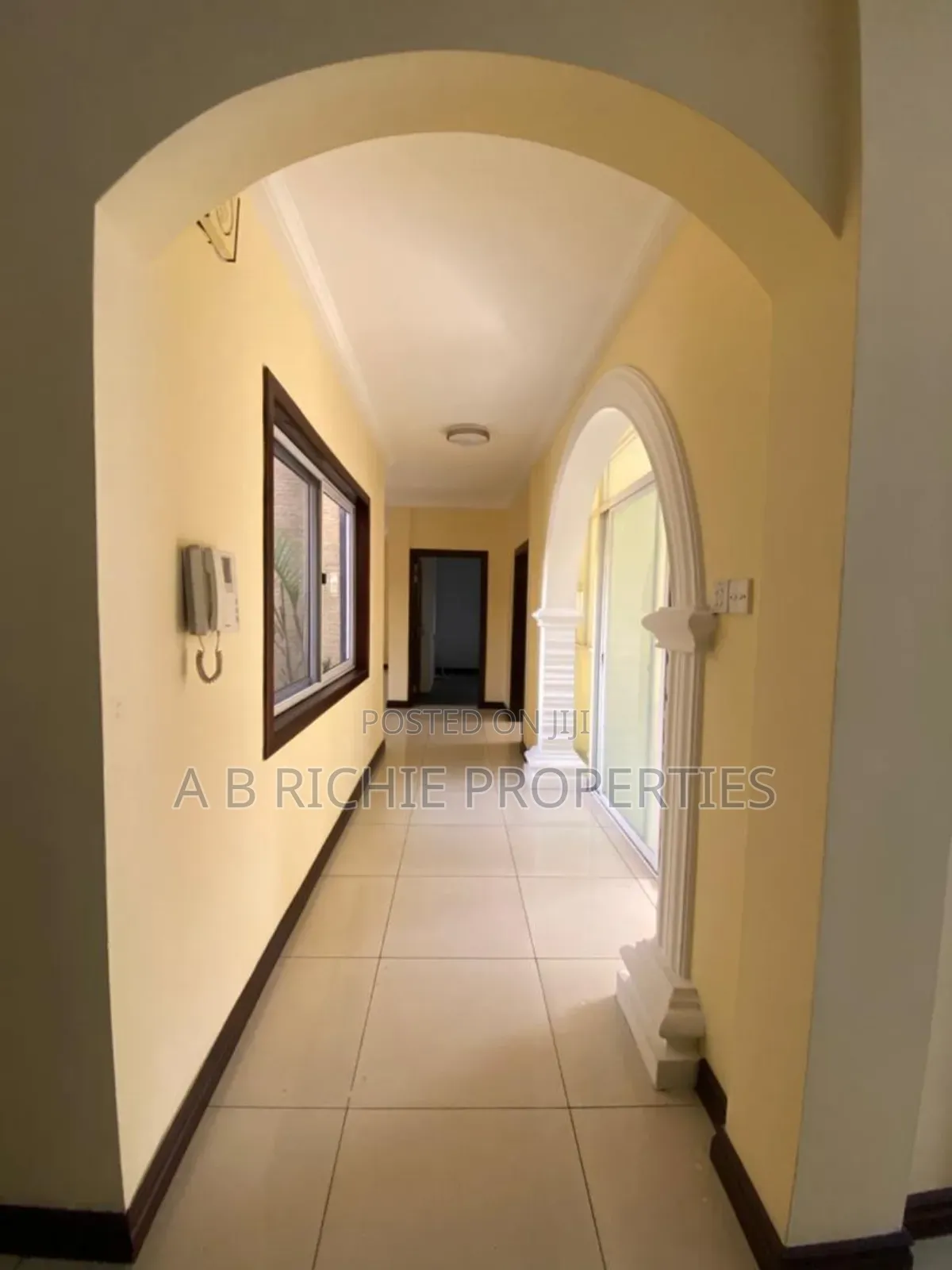 5bdrm House in Ab Richie Properties, Cantonments for sale