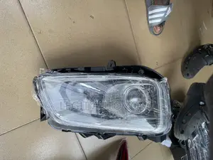 Hyundai Kona 2018,2019,2020, Headlight Available