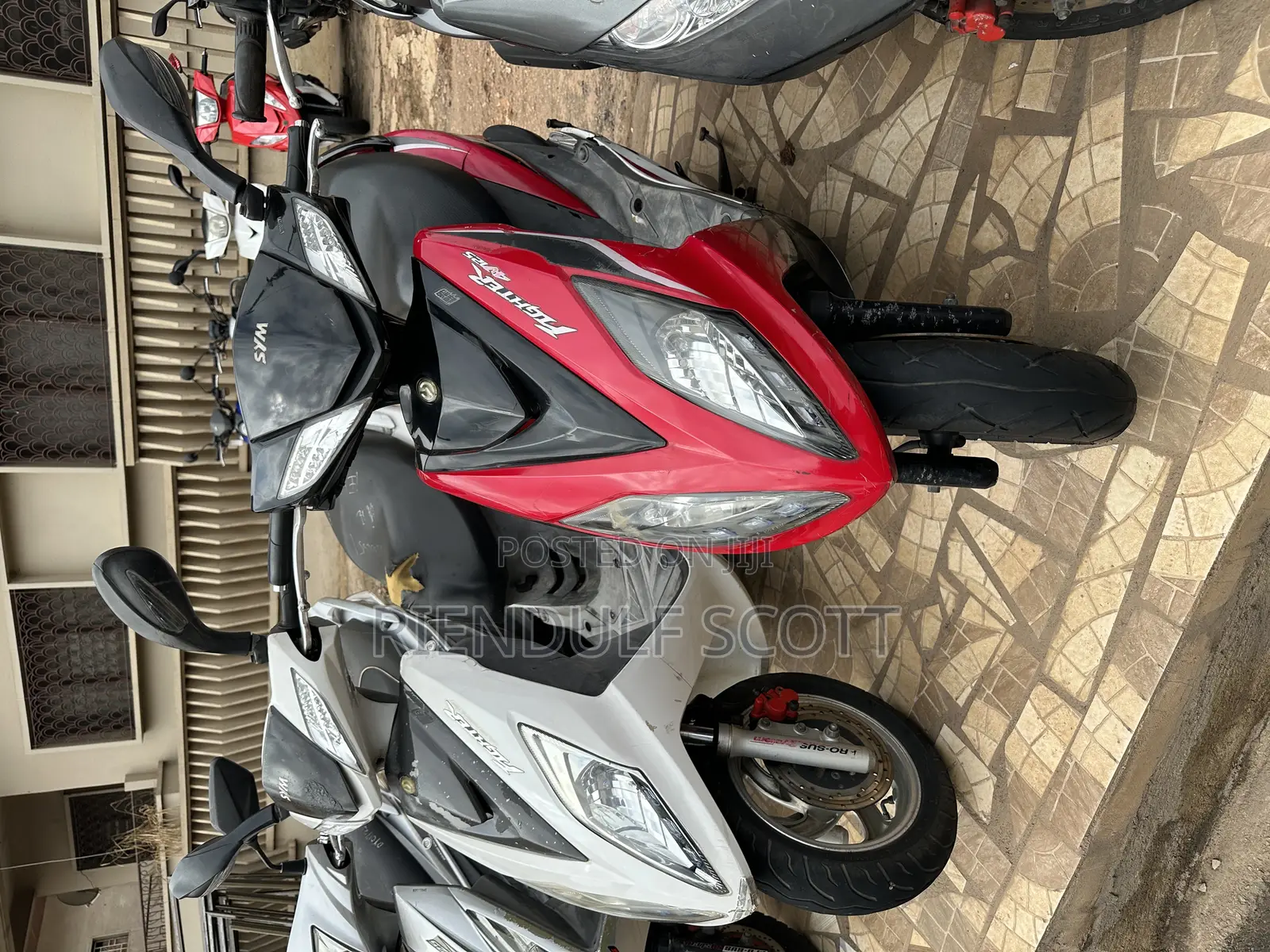 SYM Symnh 2016 Red