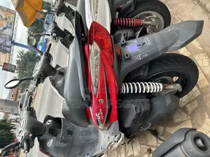 SYM Symnh 2016 Red
