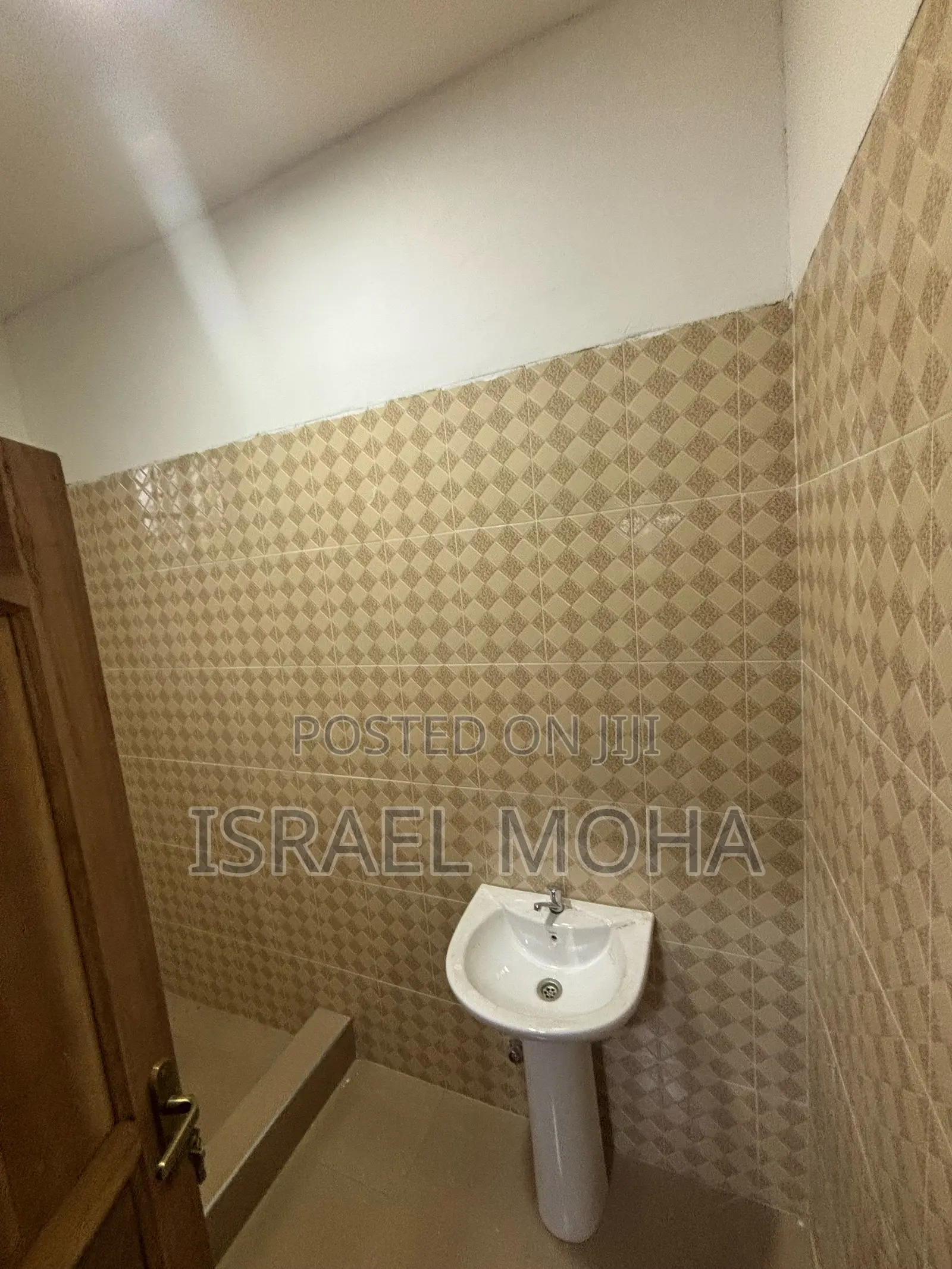 2bdrm Apartment in Abu Down, New Legon for rent