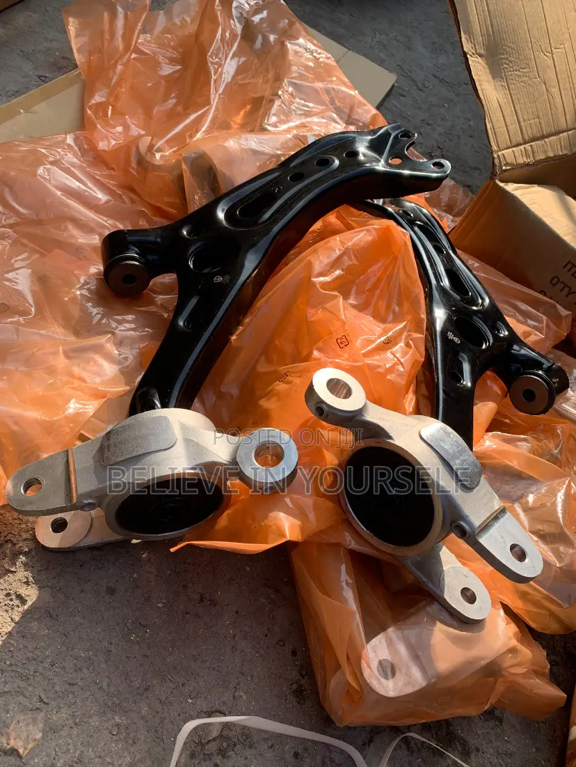 Honda CRV 2023,2024,2025 Lower Arm