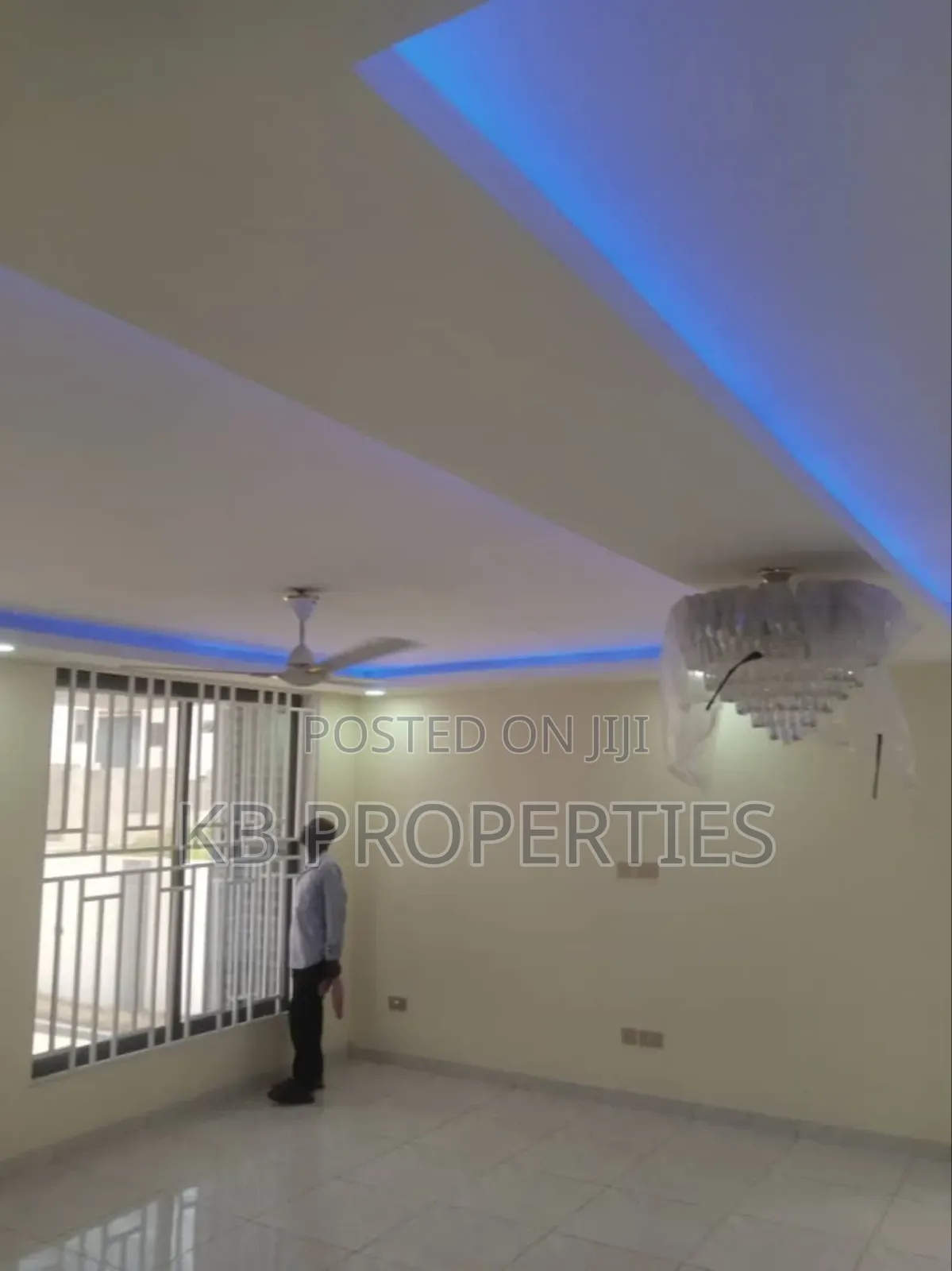 4bdrm Duplex in Kb Properties, Spintex for rent