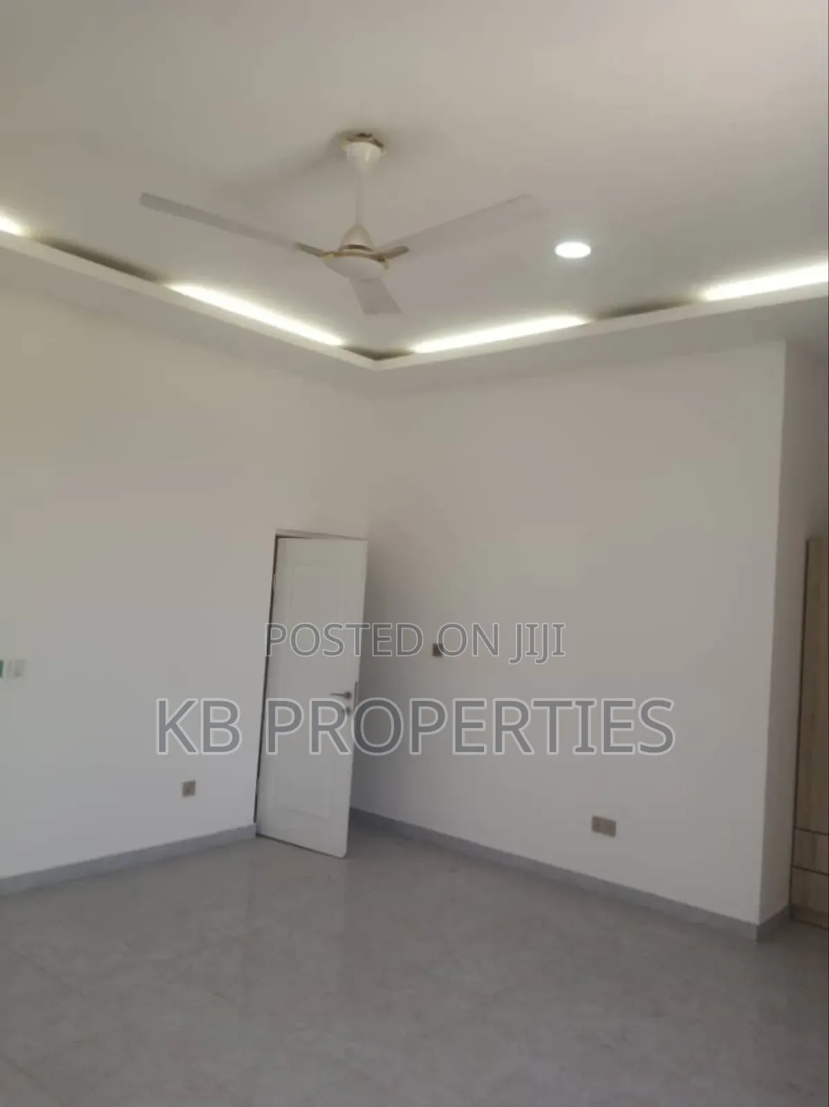 4bdrm Duplex in Kb Properties, Spintex for rent
