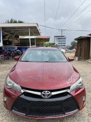 Photo - Toyota Camry SE 4dr Sedan (2.5L 4cyl 6A) 2015 Red