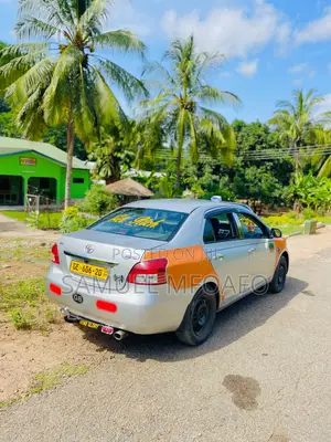 Toyota Yaris 1.5 2008 Silver