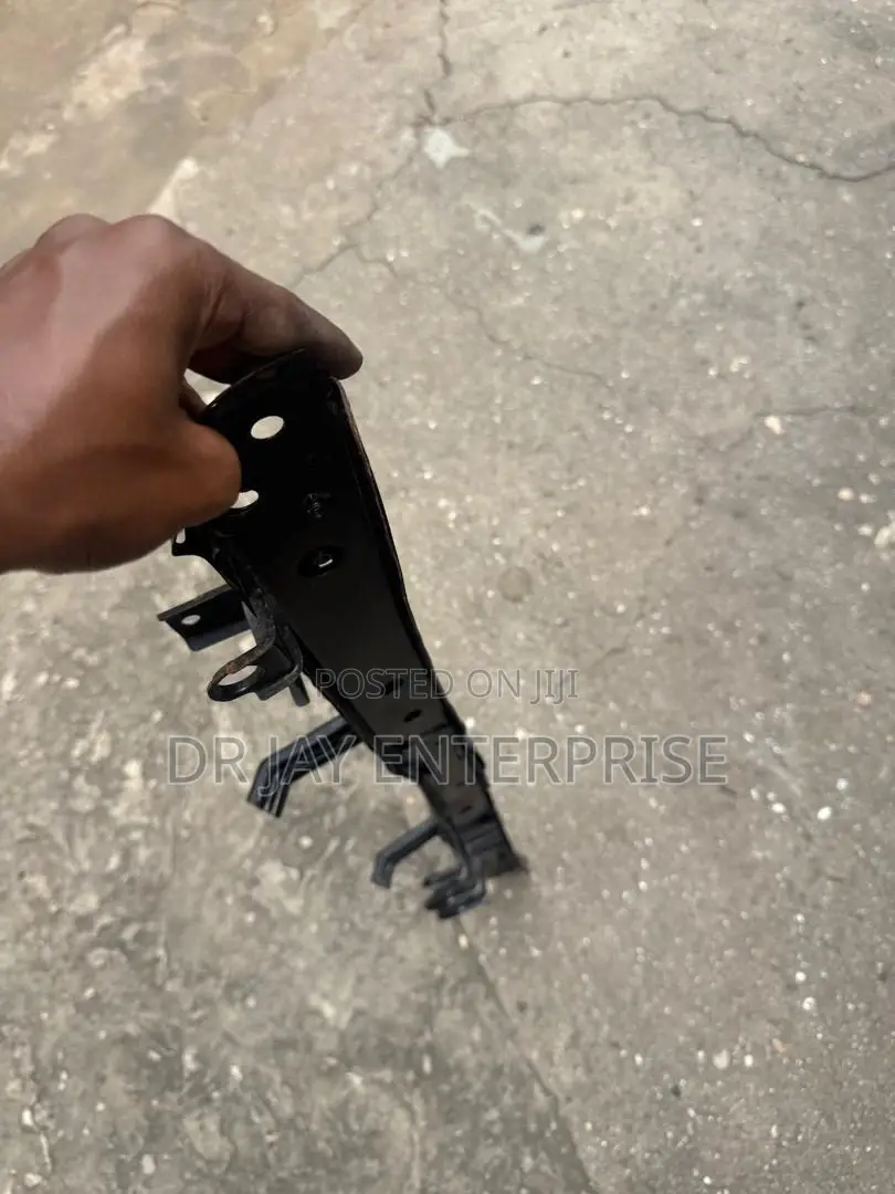 Hyundai Santa Fe Support Bar