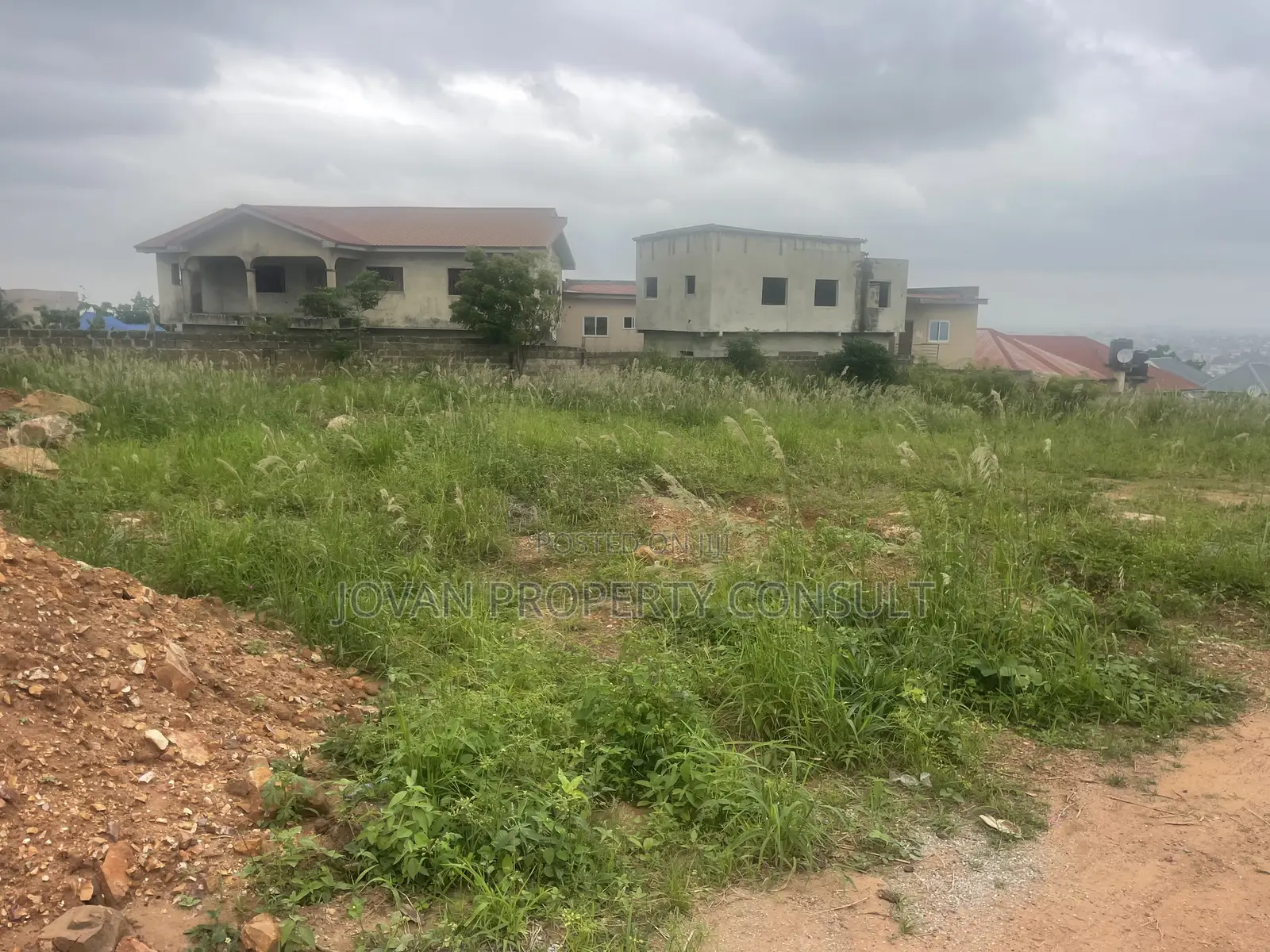 Half Plot for Sale at Acp 350,000 Cedis Land Title