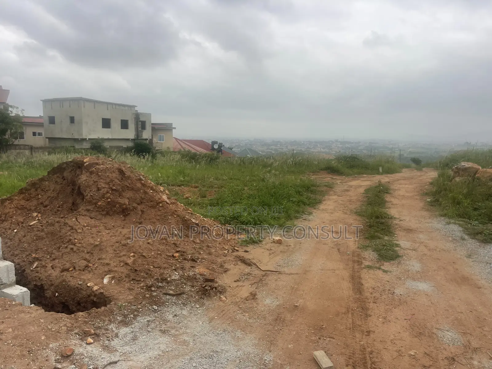 Half Plot for Sale at Acp 350,000 Cedis Land Title